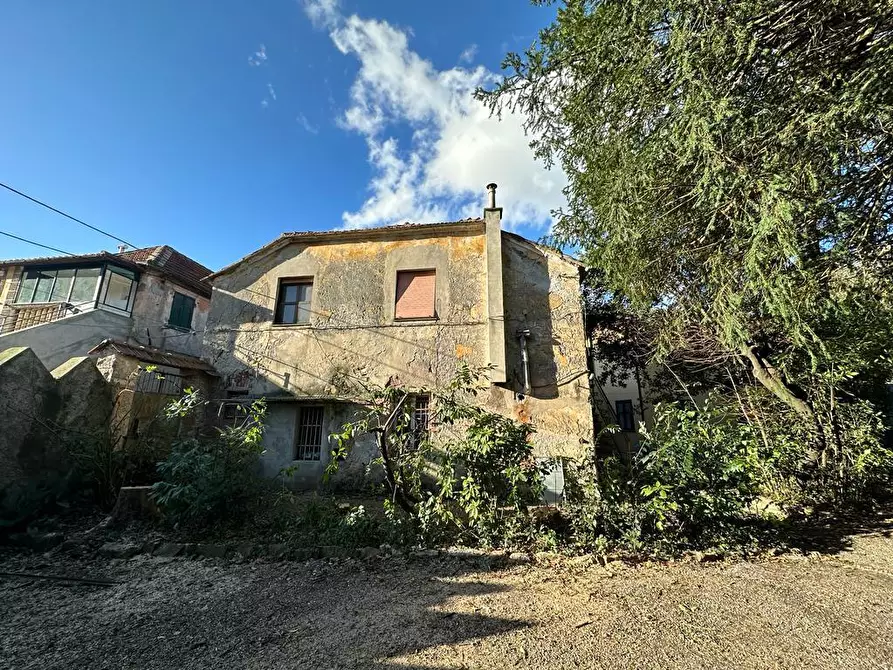 Immagine 1 di Villa in vendita  a Genova