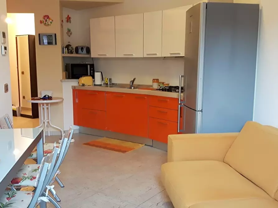 Immagine 1 di Appartamento in vendita  in Via Battaglino a Alassio