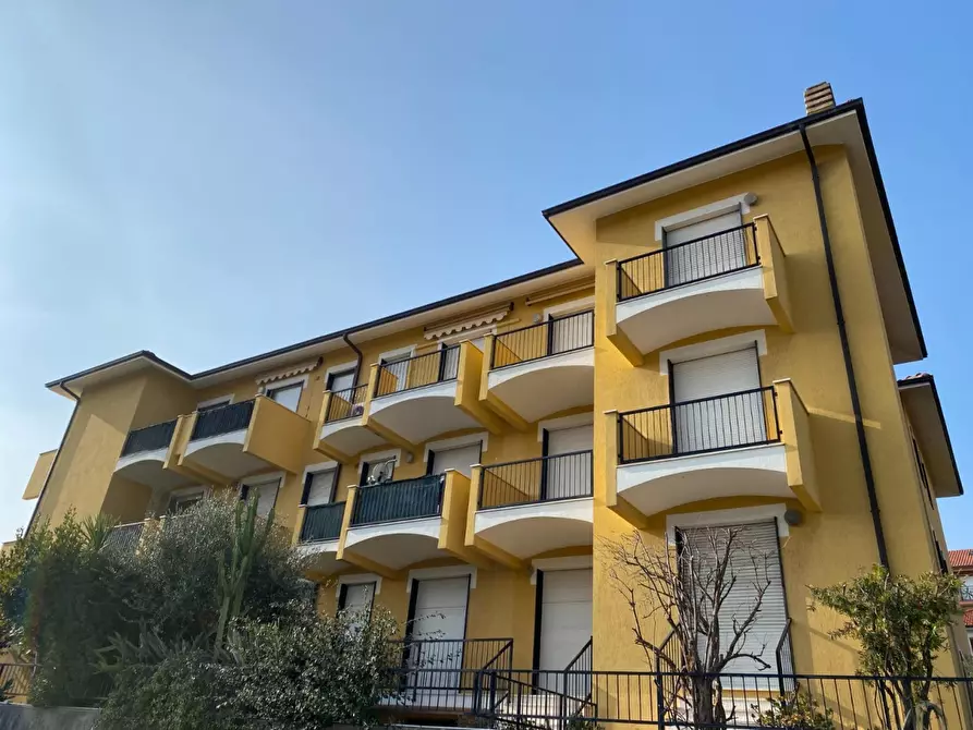 Immagine 1 di Appartamento in vendita  in Via Pairola a San Bartolomeo Al Mare
