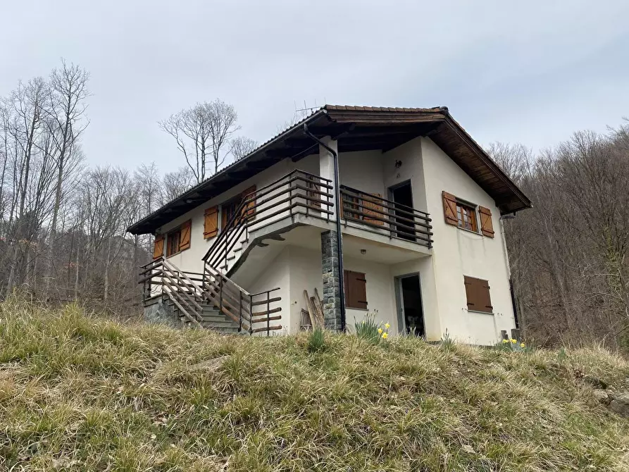 Immagine 1 di Villa in vendita  in Loc Vrera a Mioglia