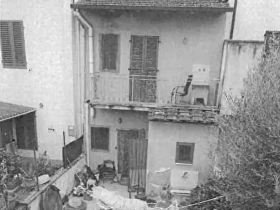 Immagine 1 di Appartamento in vendita  in Via San Giusto a Prato