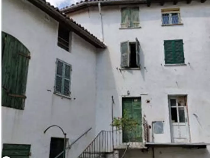 Immagine 1 di Appartamento in vendita  in Via Roma a Alice Bel Colle