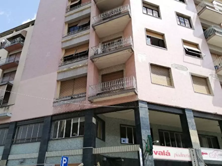 Immagine 1 di Appartamento in vendita  in Piazza della Repubblica a Novi Ligure