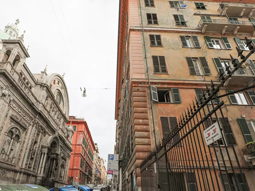 Immagine 1 di Appartamento in vendita  in Via Assarotti a Genova