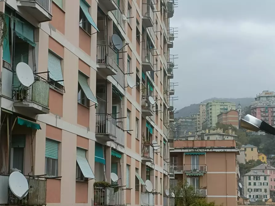 Immagine 1 di Appartamento in vendita  in Via del Capriolo a Genova