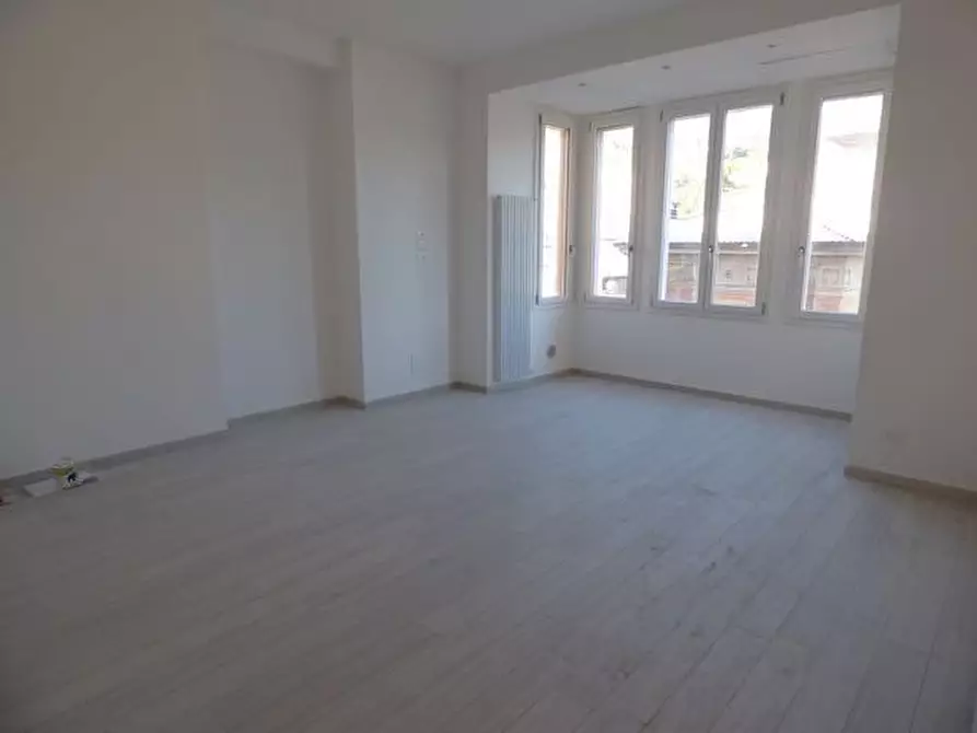 Immagine 1 di Appartamento in vendita  in VIA ROBUTTI a Alassio