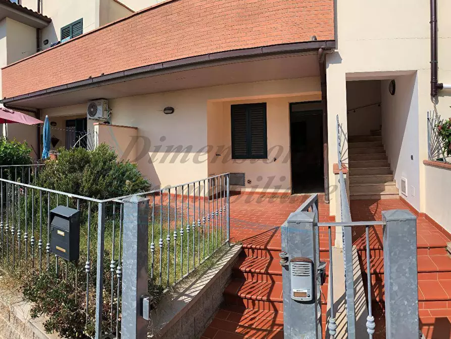 Immagine 1 di Appartamento in vendita  in Via G. E. Pestalozzi a Rosignano Marittimo