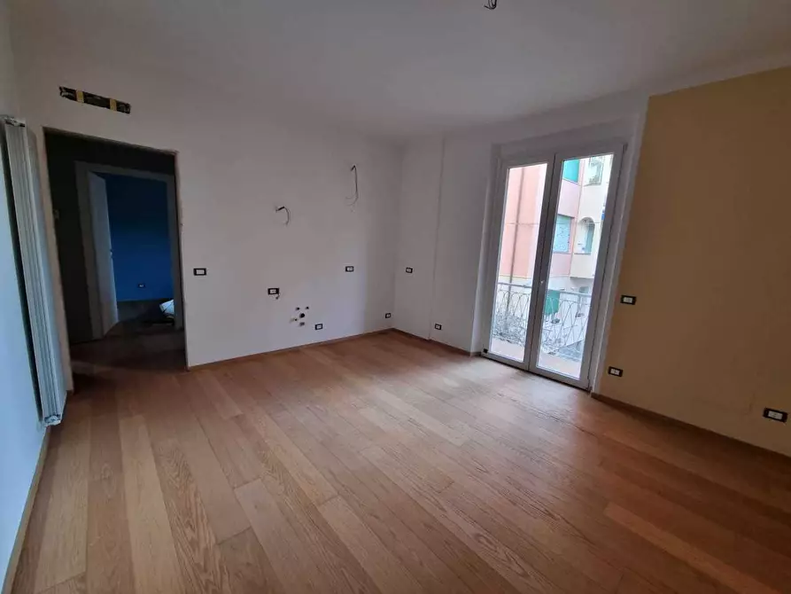 Immagine 1 di Appartamento in vendita  in Via Privata Bologna a Sestri Levante