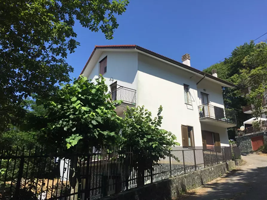 Immagine 1 di Appartamento in vendita  in Via Vassuria a Mioglia
