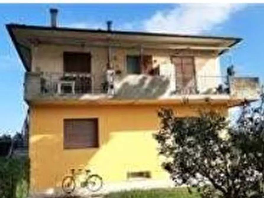 Immagine 1 di Appartamento in vendita  in Via Aurelia Sud a Viareggio