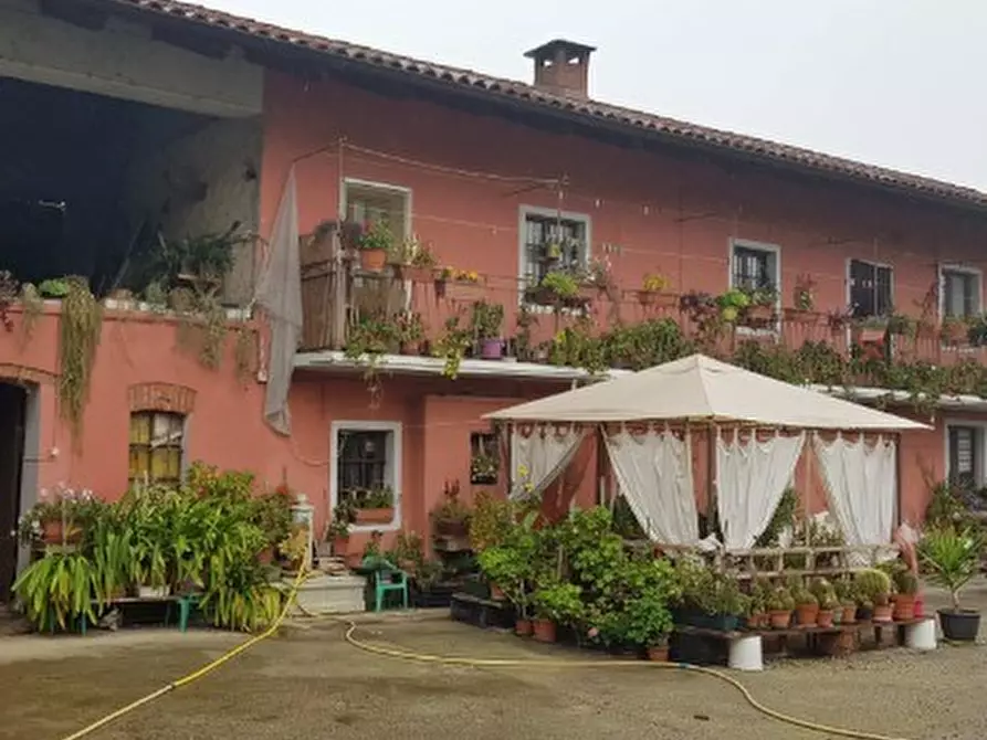 Immagine 1 di Villa in vendita  in Via Federico Pasero a Brondello