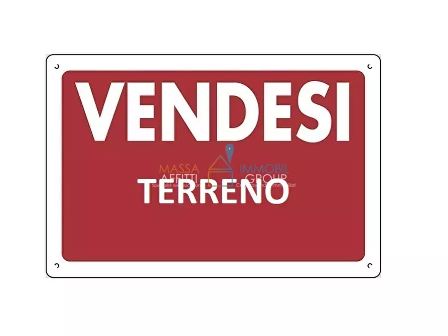 Immagine 1 di Terreno edificabile in vendita  in Viale Domenico Zaccagna a Carrara