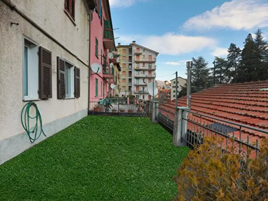 Immagine 1 di Appartamento in vendita  in Via Roma a Busalla