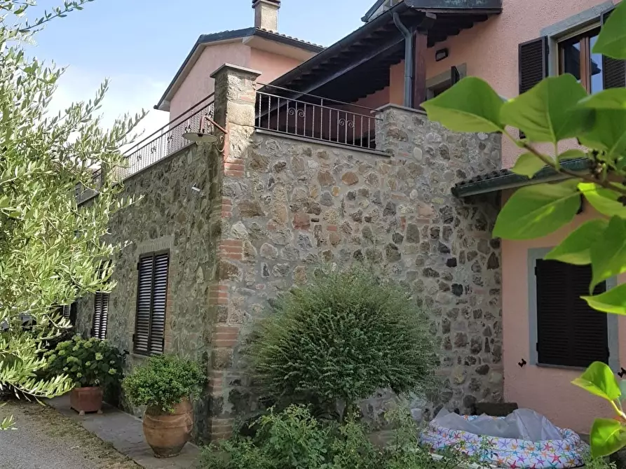 Immagine 1 di Casa indipendente in vendita  in Via del Poggio a San Casciano Dei Bagni