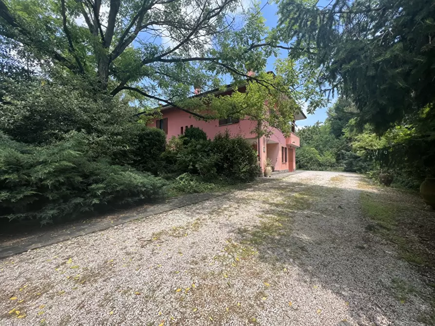 Immagine 1 di Villa in vendita  in Via Forcole a Crevalcore