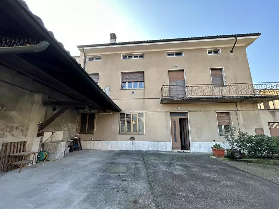 Immagine 1 di Casa indipendente in vendita  in via magenta a Borgo San Giacomo