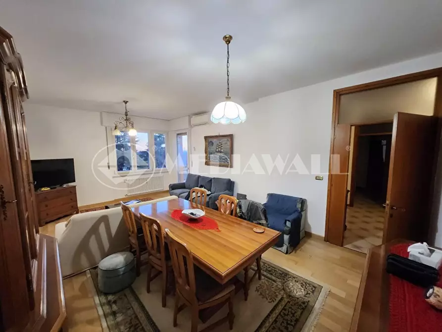 Immagine 1 di Appartamento in vendita  a Sacile