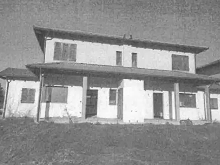 Immagine 1 di Casa indipendente in vendita  in Via Alda Merini a Montechiaro D'acqui