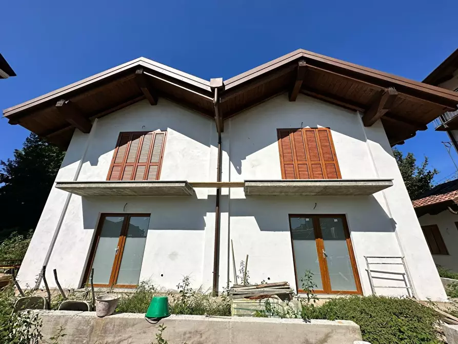 Immagine 1 di Villa in vendita  in Via San Maurizio a Ciriè