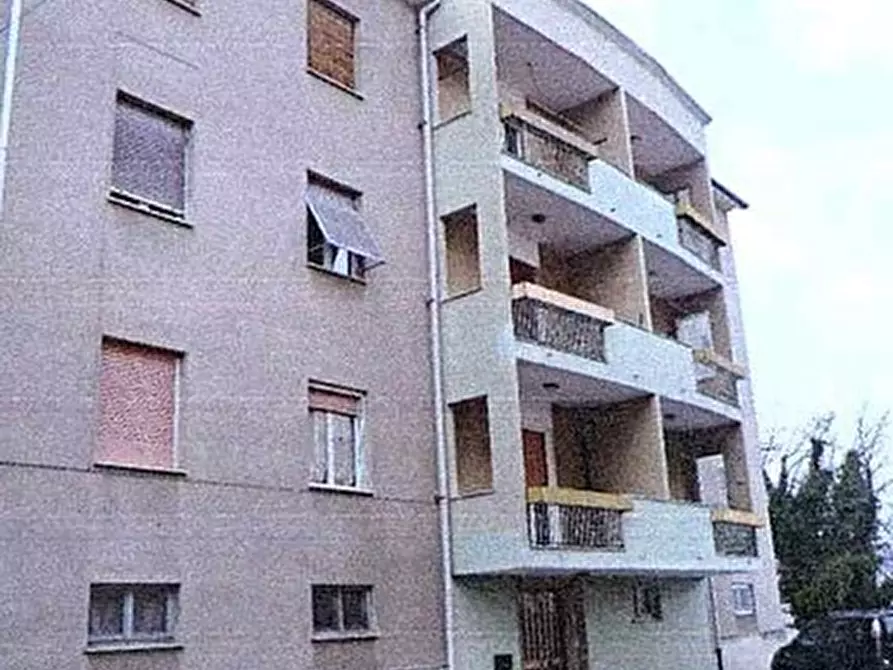 Immagine 1 di Appartamento in vendita  in Via Riccardo Astesiano a Cairo Montenotte