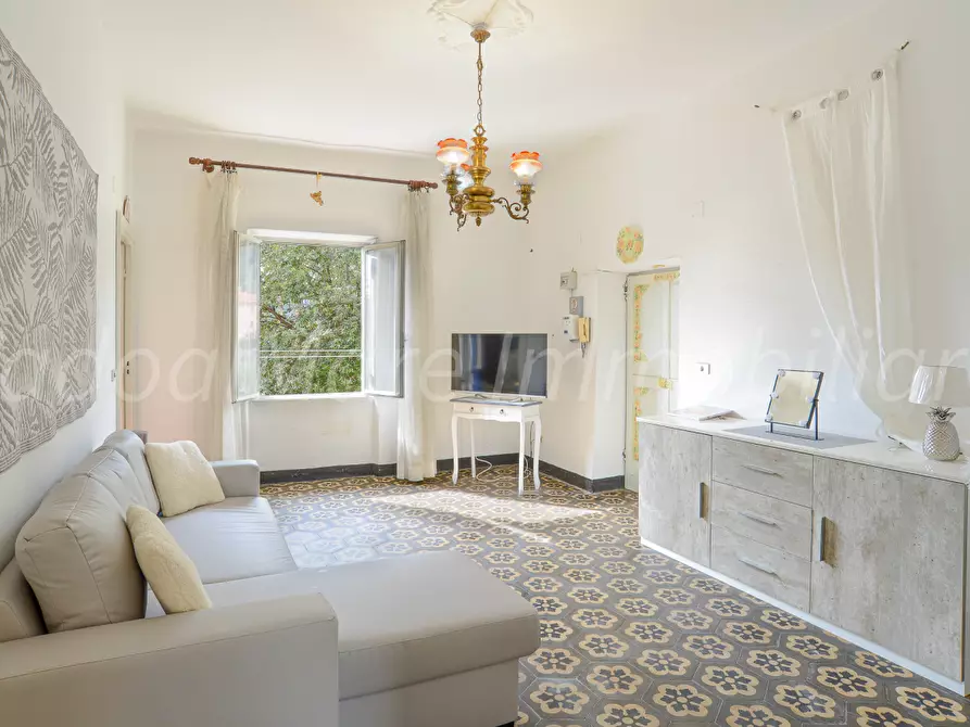 Immagine 1 di Appartamento in vendita  in via Piave a Quiliano