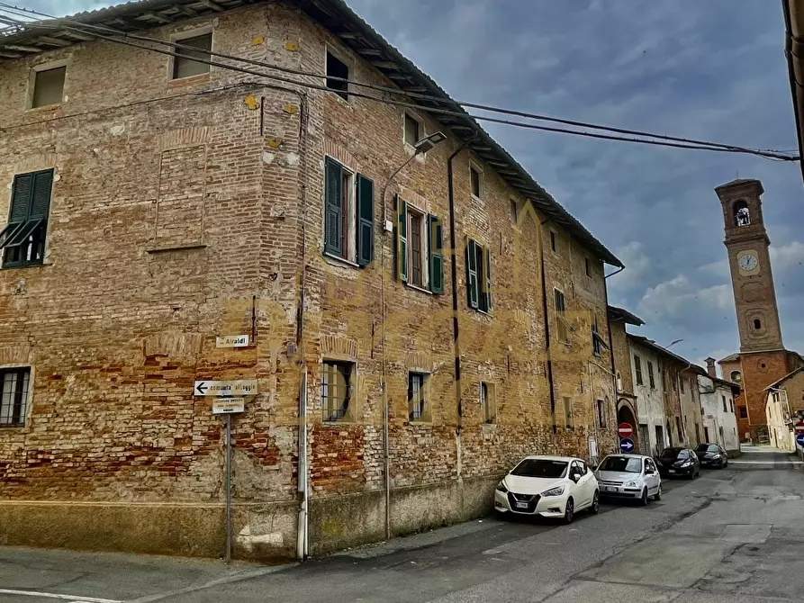 Immagine 1 di Rustico / casale in vendita  in Via Roma a Castelnuovo Bormida