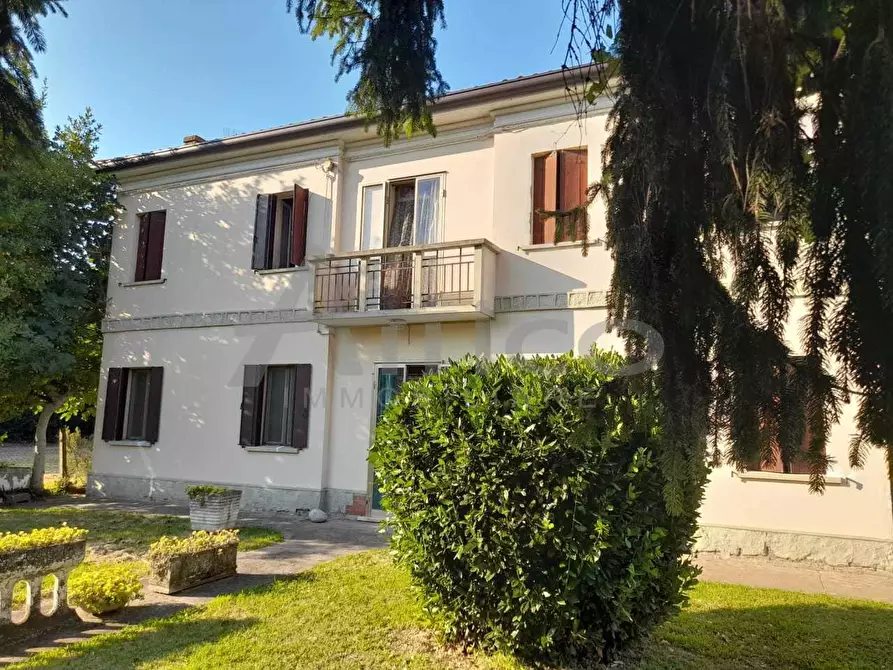 Immagine 1 di Casa indipendente in vendita  in Costa di Rovigo a Costa Di Rovigo
