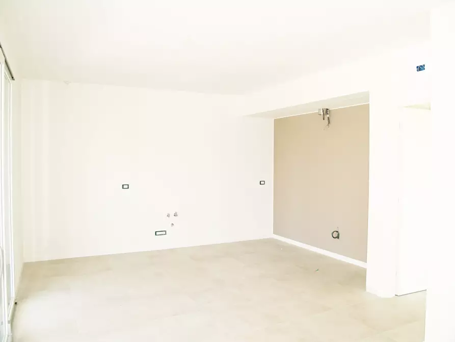 Immagine 1 di Appartamento in vendita  a Altissimo