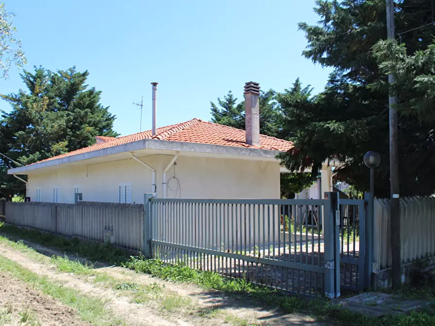 Immagine 1 di Villa in vendita  in VIA  CAVALLUCCIO a Paglieta