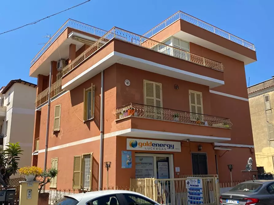 Immagine 1 di Appartamento in vendita  in Via della Serena a Tivoli