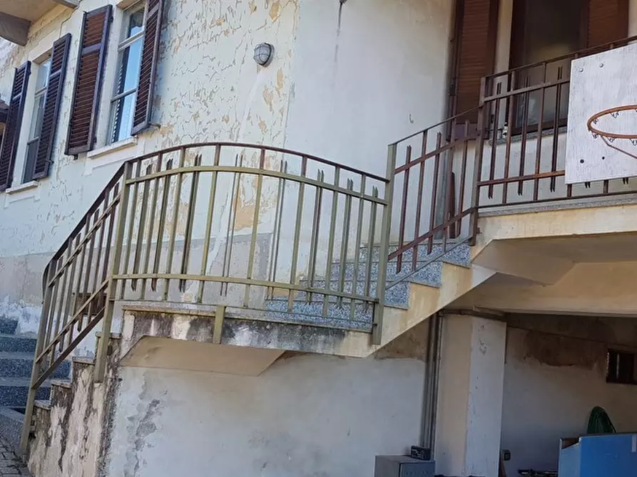 Immagine 1 di Appartamento in vendita  in Via Santuario D'Oropa a Biella
