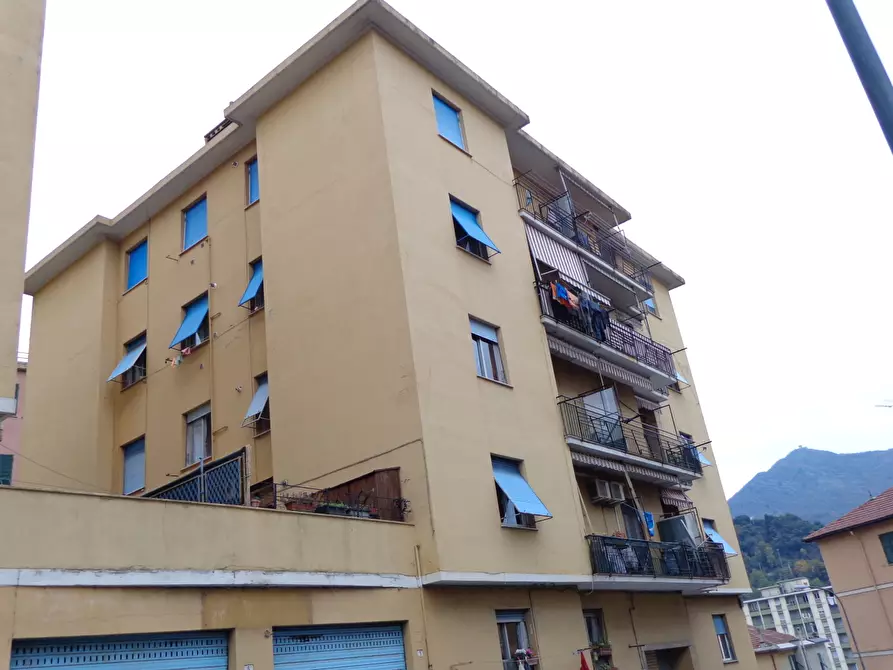 Immagine 1 di Appartamento in vendita  in Via Antonietta Massuccone Mazzini a Genova