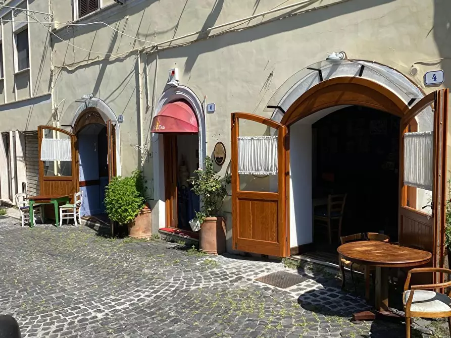 Immagine 1 di Bar / Ristorante in vendita  in Via Santa Sinferusa a Tivoli