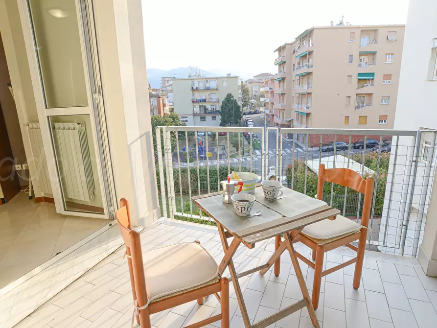 Immagine 1 di Appartamento in affitto  in Via Sabazia a Quiliano