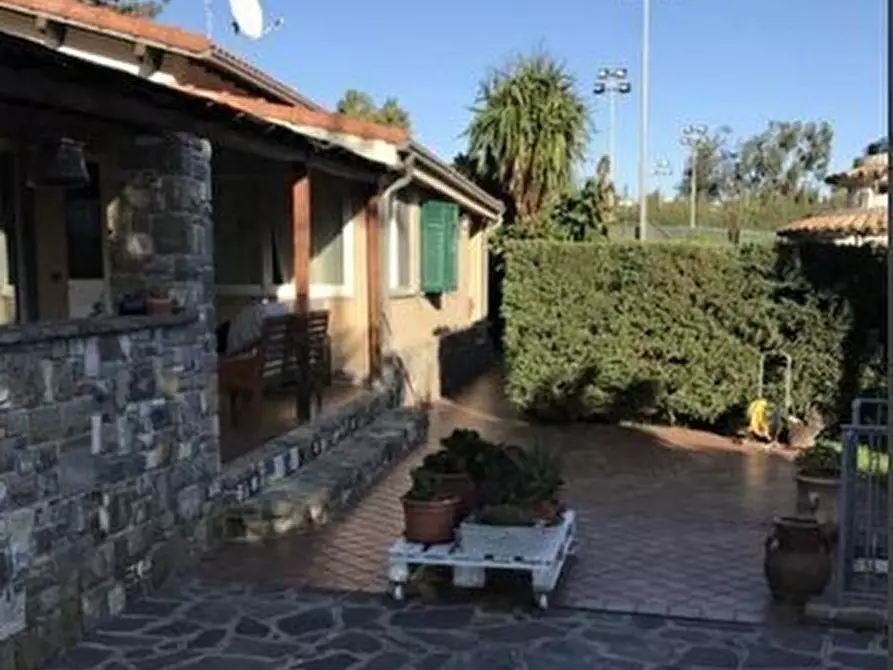 Immagine 1 di Villa in vendita  in Via Franco Alfano a San Remo