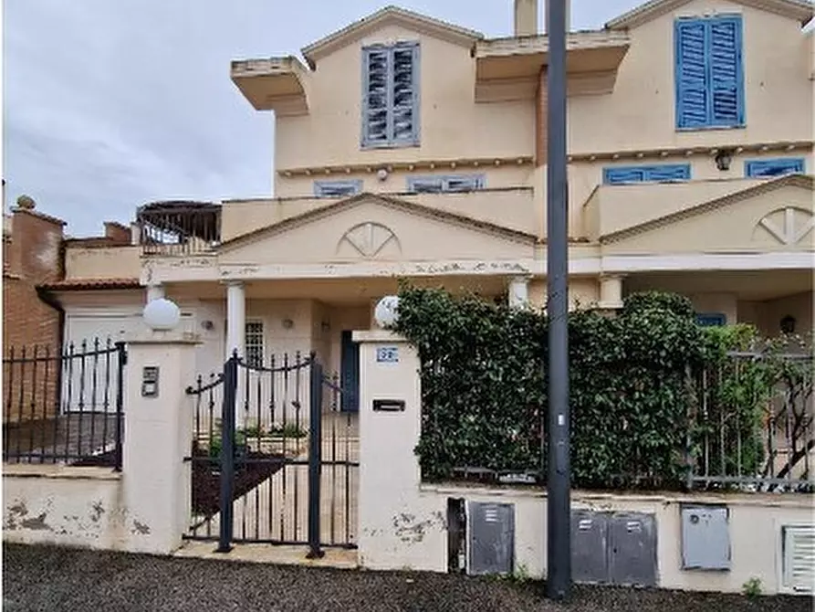 Immagine 1 di Villa in vendita  in Via A. Moro a Grosseto