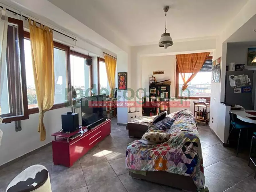 Immagine 1 di Appartamento in vendita  in Via O. Targioni Tozzetti a Livorno