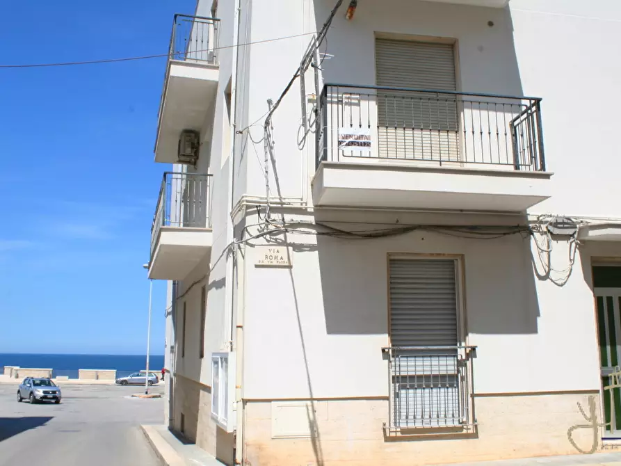 Immagine 1 di Appartamento in vendita  in Via Roma a Polignano A Mare