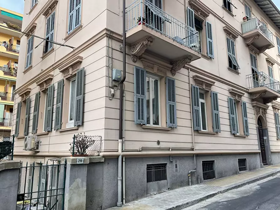 Immagine 1 di Appartamento in vendita  in Via Generale A. Lamarmora a San Remo