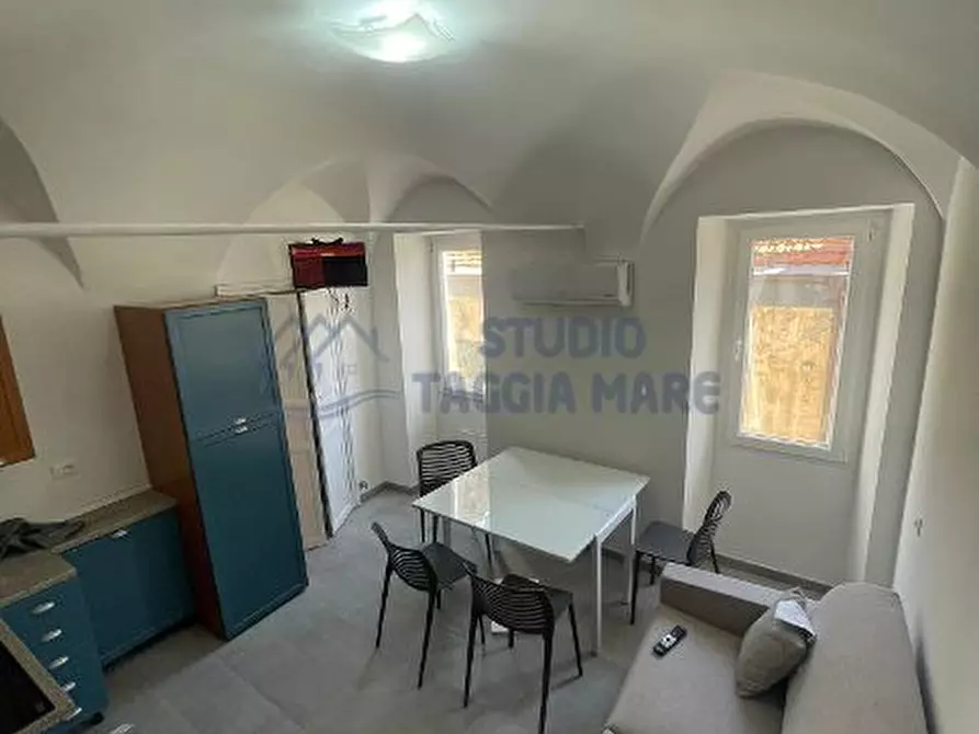 Immagine 1 di Appartamento in affitto  in Via Fontana a Badalucco