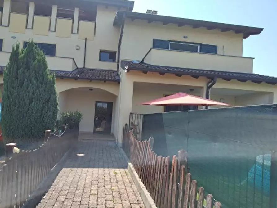 Immagine 1 di Appartamento in vendita  in Via Papa Giovanni Paolo II a Cerano