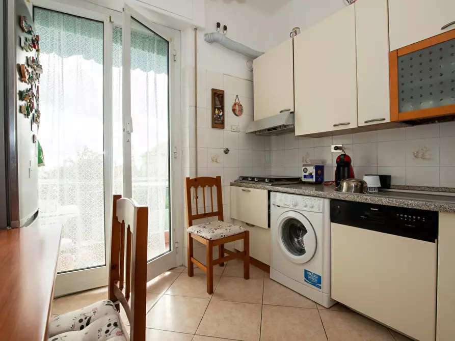 Immagine 1 di Appartamento in vendita  in Salita Lorenzo Cappelloni a Genova