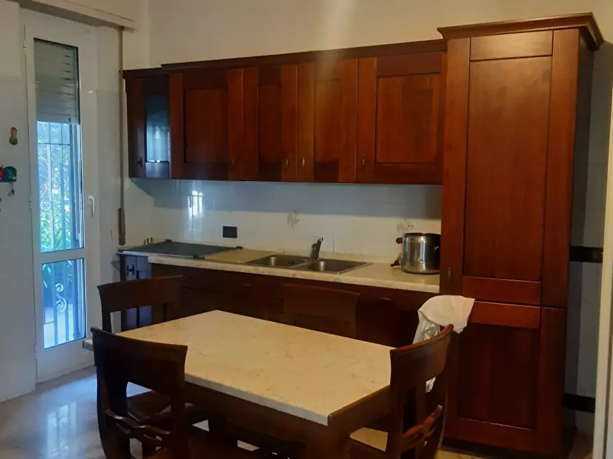 Immagine 1 di Appartamento in vendita  in Via Bernardo Pizzorno a Varazze