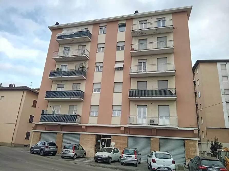 Immagine 1 di Appartamento in vendita  in Largo Gaetano Giardino a Arquata Scrivia