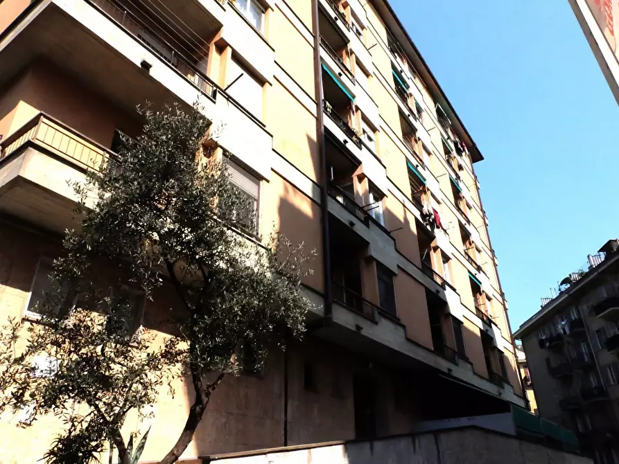 Immagine 1 di Appartamento in vendita  in Via Bracelli a Genova