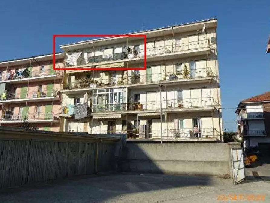 Immagine 1 di Appartamento in vendita  in Via Giuseppe di Vittorio a Acqui Terme