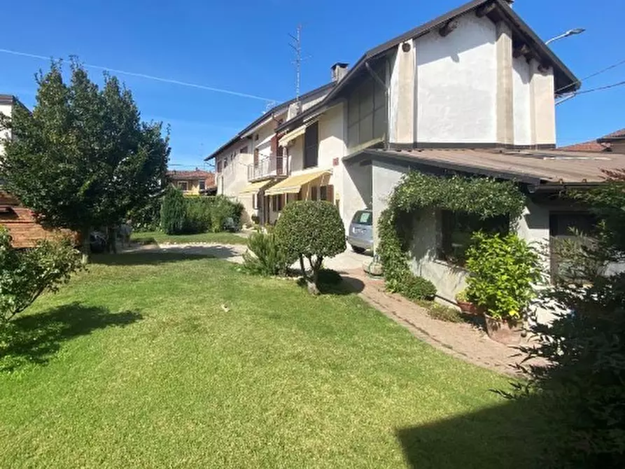 Immagine 1 di Villa in vendita  in Via Navazzotti a Camagna Monferrato