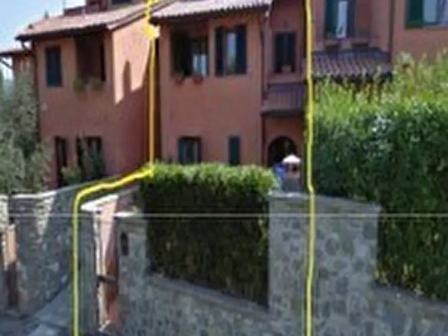 Immagine 1 di Villa in vendita  in Via Pio la Torre a Greve In Chianti