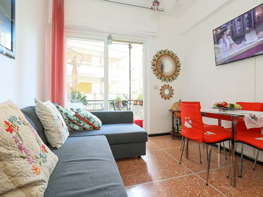Immagine 1 di Appartamento in vendita  in Via Nino Bixio a Rapallo