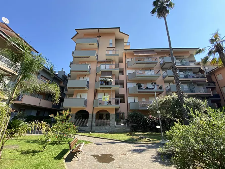 Immagine 1 di Appartamento in vendita  in Via Ischia a San Bartolomeo Al Mare
